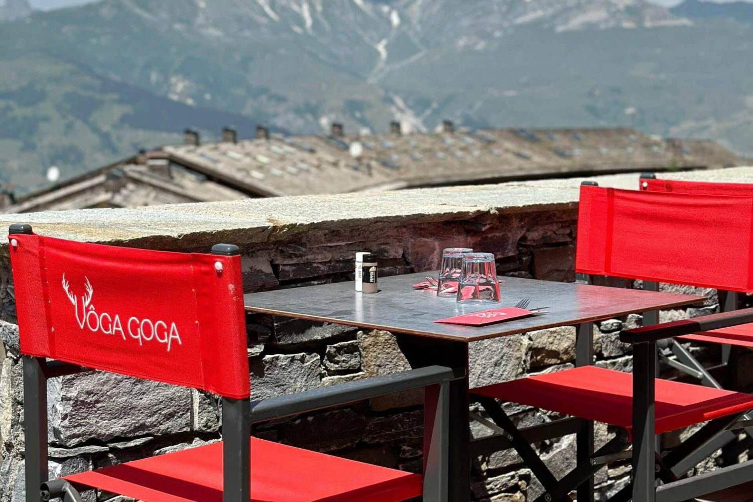 CE344E05-043F-4EE9-B188-F5B6496621CC